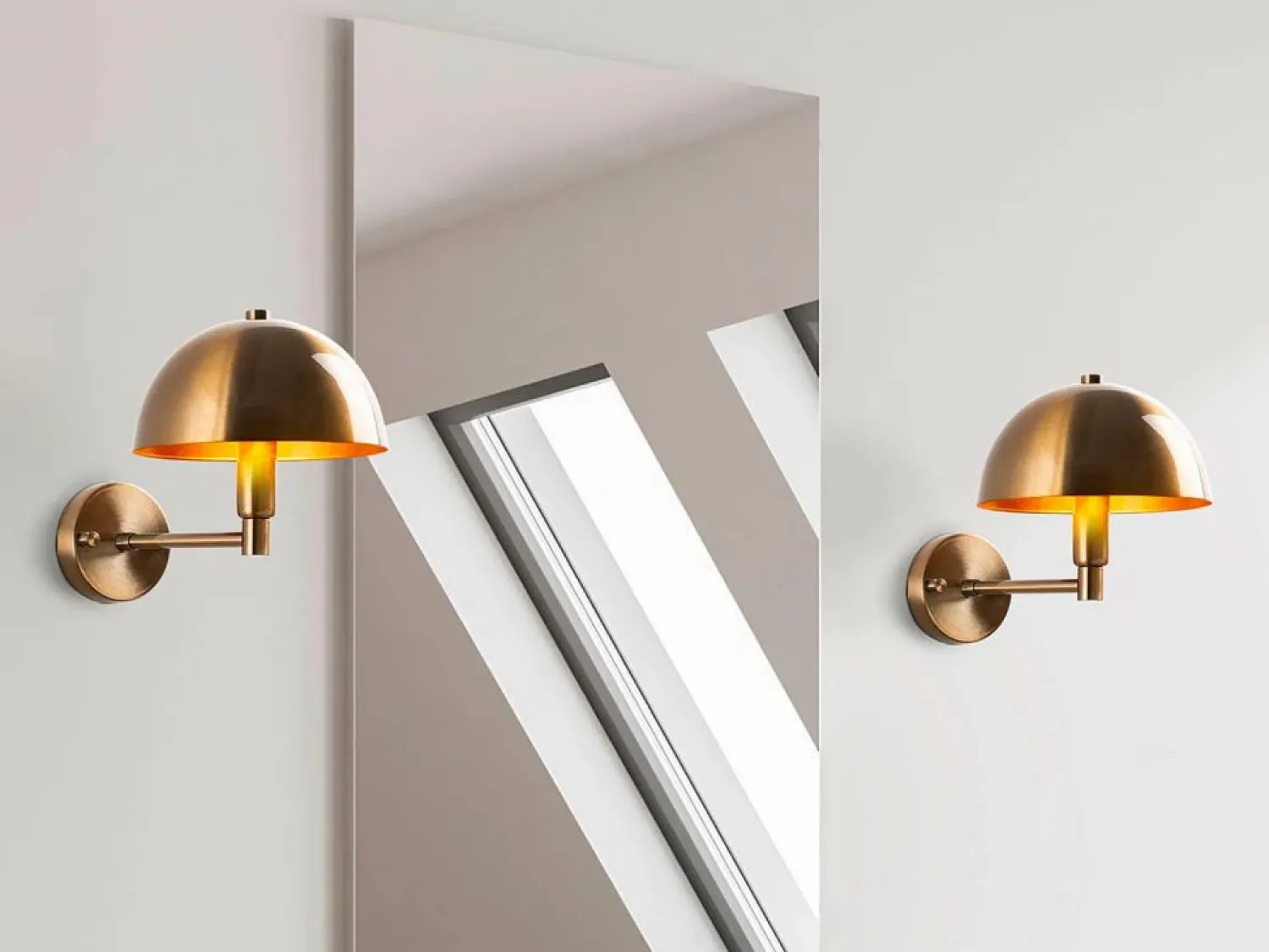 Outlet Aplique de pared con forma de seta en metal efecto latón - A. 29 x D. 20 cm - ELDO Aplique Para Pared