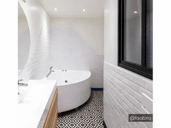 Shower & Design Bañera rinconera de 263 l 135 x 135 x Altura 57cm AGYNESS