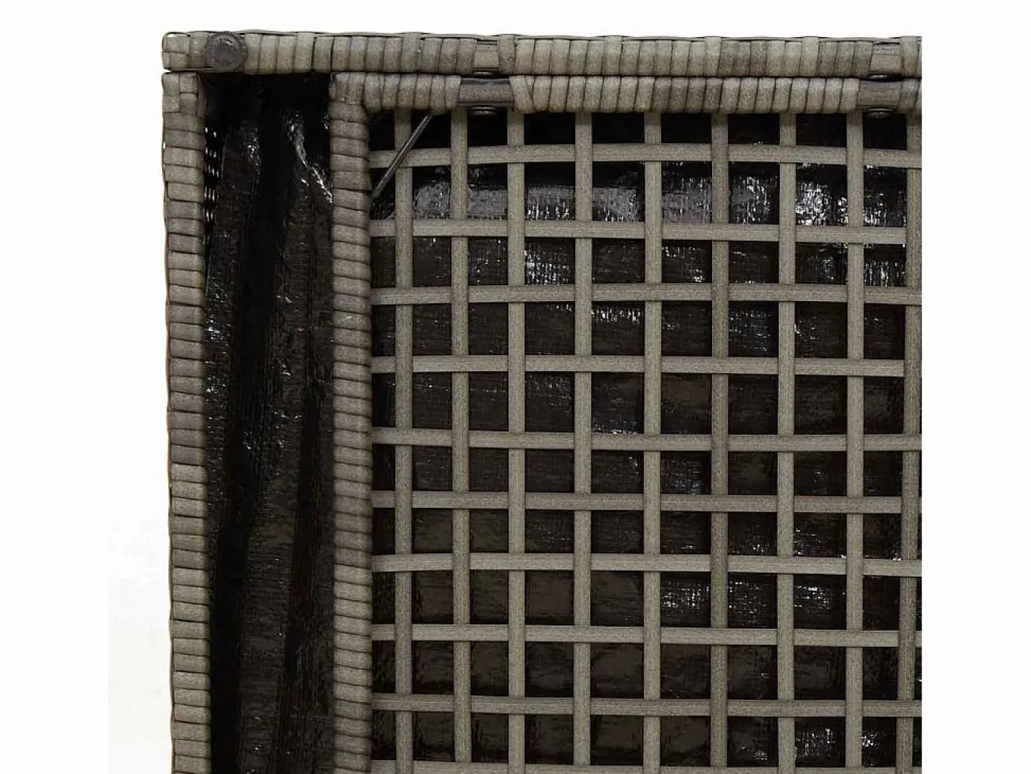 Baúl de almacenaje y azul marino con cojines de ratán y tela
