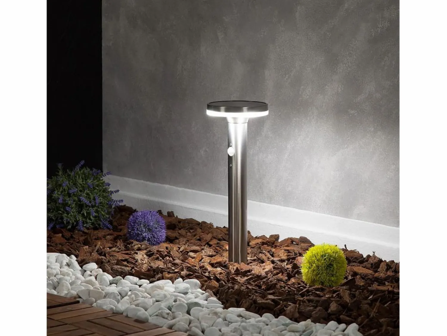 Ledkia Baliza Solar Exterior LED 6W Superficie Pie 45cm con Detector de Movimiento Helios Inox 4000K Blanco Neutro