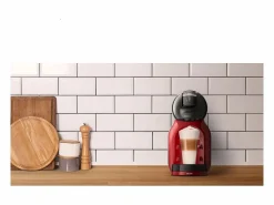 Krups Cafetera de cápsulas Mini Me YY5219FD Roja 15 bares, 1500W, Compatible con Dolce Gusto, Caliente y Frío, Modo Eco
