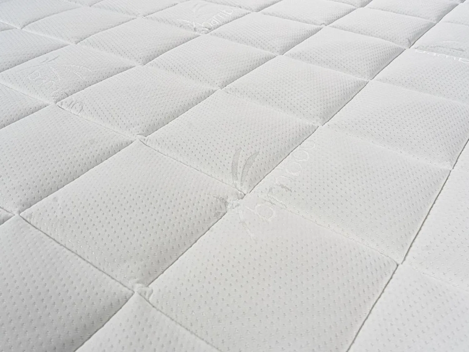 NATUREA Colchón de 180 x 200 cm de espuma y tejido de bambú de 23 cm de grosor - ADANA de