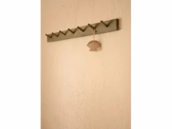 Outlet DECOWOOD Colgador de pared de madera maciza en tono de 61x5cm - KATE - Verde