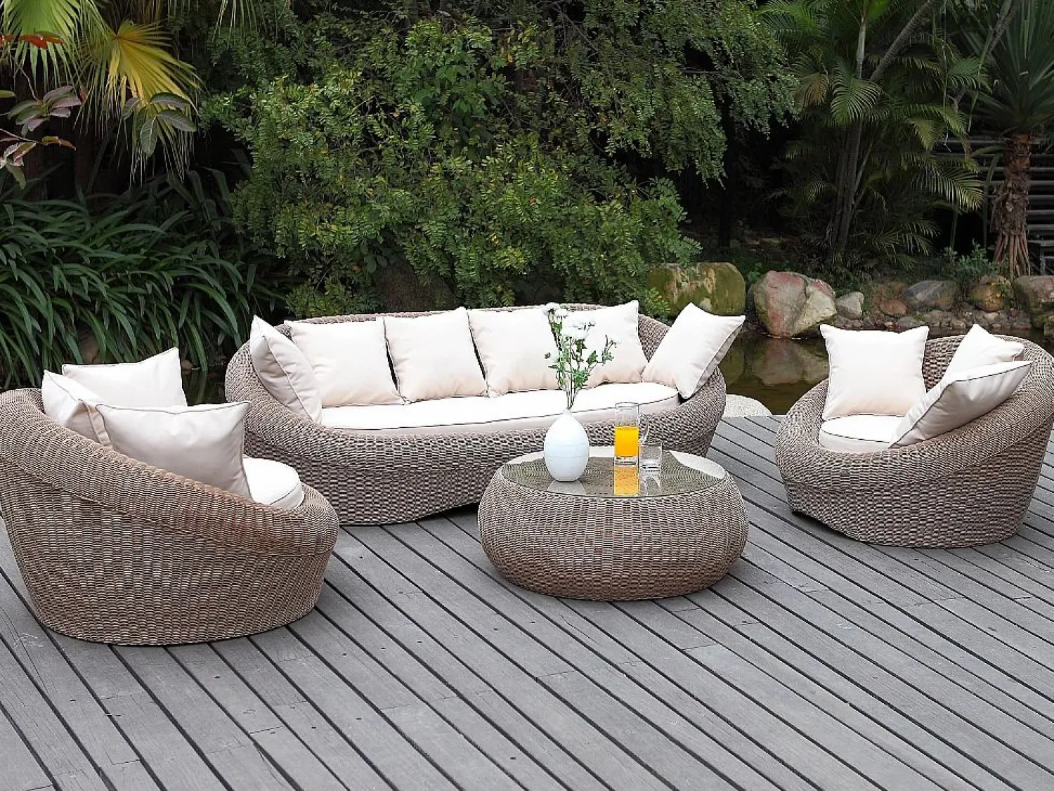 Discount Conjunto de 2 sillones de jardín de resina trenzada natural oscuro - WHITEHEAVEN de Salones De Jardín