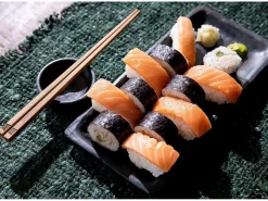 Bazar Bizar El Plato De Sushi Quemado - - L