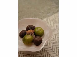 Bazar Bizar El Soporte De Frutas Orgánico De Resina - Rosa Blanco