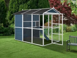 Vente-unique Gallinero de madera con valla - 10 gallinas - L. 266 x Prof. 174 x Alt. 205 cm - y blanco - FERAS