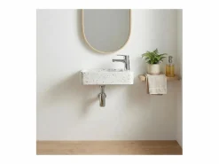 New Lavabo rectangular suspendido de terrazo IZIA Lavabo