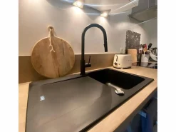 Essebagno Lisse fregadero reversible 1 cubeta 1 escurridor en resina negra