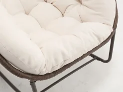Mecedora de ratán - Estructura de acero con cojín suave - Para uso en interiores y exteriores Crema