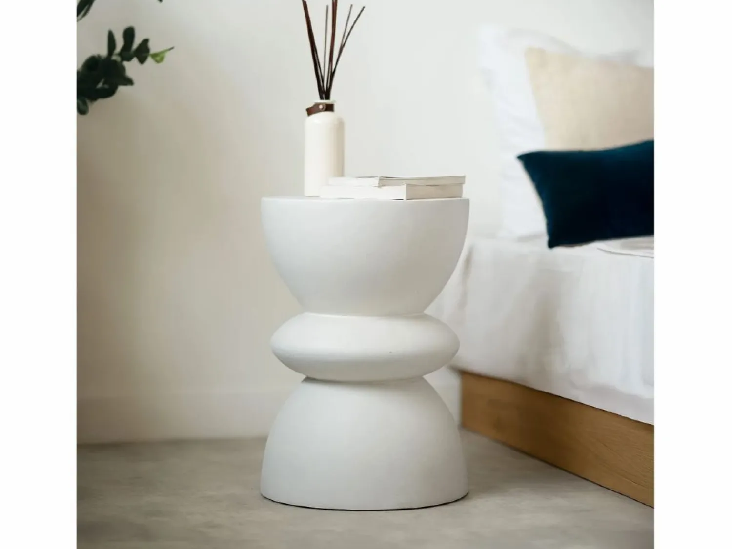 Outlet Rendez-Vous Déco Mesa auxiliar redonda blanca en fibra de arcilla efecto cemento D35 cm - Maupiti Blanco