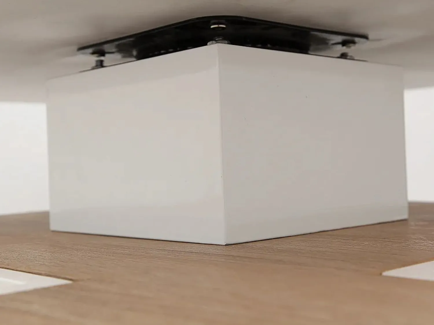 Outlet Vente-unique Mesa centro FAUSTO - Tablero pivotante - MDF lacado bicolor Color natural claro / Blanco