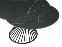 Vente-unique Mesa de comedor extensible de 4 a 8 cubiertos en cerámica y metal - Efecto mármol - CASTINA