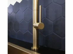 Online Portofino Mezclador de lavabo con teleducha extraíble en oro cepillado Grifo De Cocina