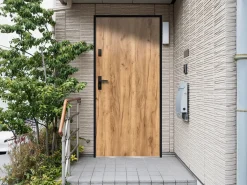 Vente-unique Puerta de entrada de acero macizo Alt. 207 x Ancho 100 cm efecto madera apertura hacia la derecha AGUEDA