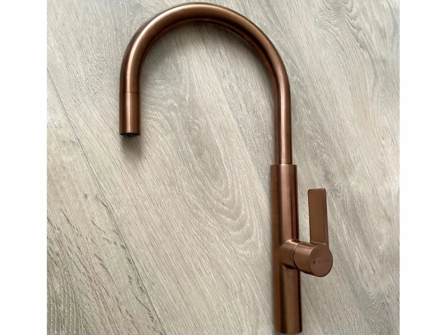 Sale Essebagno Reflet mezclador para fregadero de cobre cepillado Cobrizo