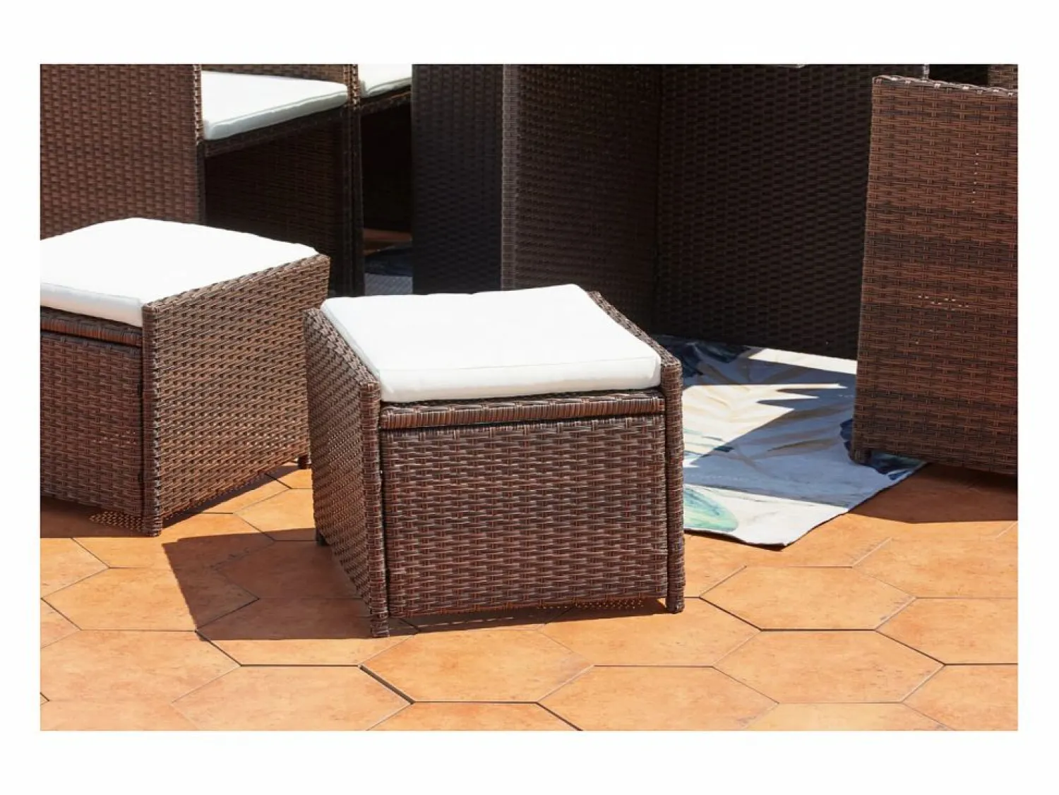 Clearance Concept-Usine Salón de jardín encastrable 10 plazas de resina trenzada marrón/ blanco MIAMI Marru00f3n