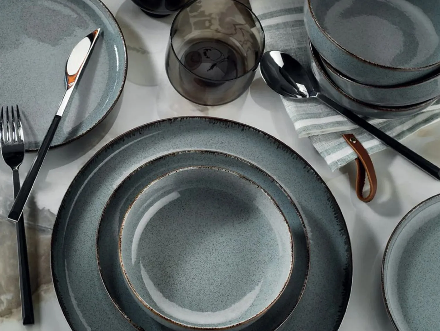 OZAIA Servicio de vajilla, platos, platos, de porcelana de 18 piezas - - SANCHA