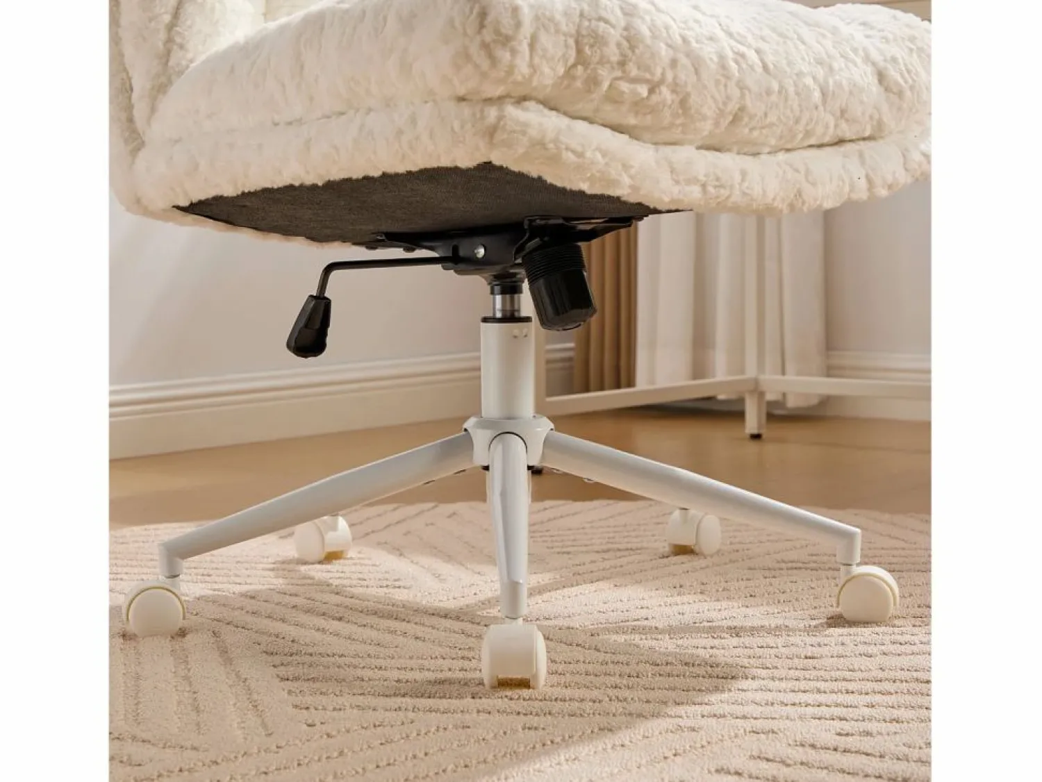 Outlet Hauss Spole Silla de oficina giratoria de tela morada con doble cojín - Altura regulable Crema