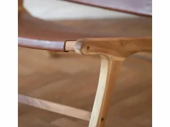 Rendez-Vous Déco Sillón de teca y cuero marrón liso - Kuna