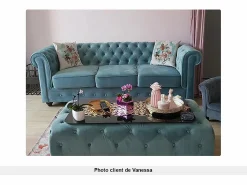 Vente-unique Sofá 3 plazas de terciopelo color azul pastel CHESTERFIELD