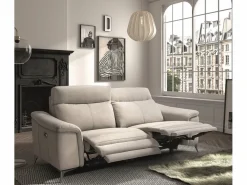 Les Tendances Sofá reclinable eléctrico de microfibra Kuiza-Color claro-Número de plazas Sillón reclinable eléctrico de 3 plazas