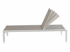 Tumbona de aluminio blanco con tejido plastificado color