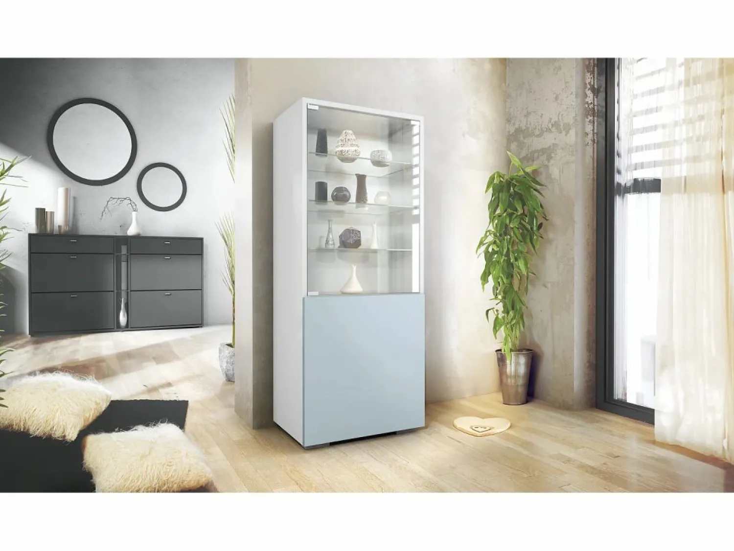 New Vitrina Granada, Armario Vitrina Made in Germany con Puerta de Cristal e Inserto de Cristal, blanco mate/mezclilla mate (50 x 122,5 x 34,5 cm) Azul celeste